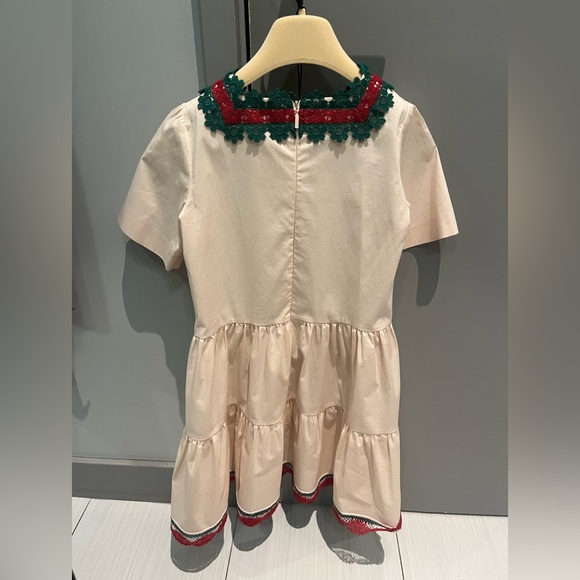 AUTH GIRLS’ GUCCI S/S GIRLS’ IVORY COTTON TIERED DRESS - SZ 5Y - Picture 7 of 10